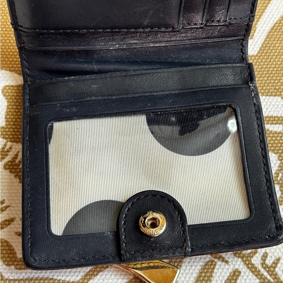 Kate Spade ♠️ Gold Mini Wallet - Picture 5 of 8